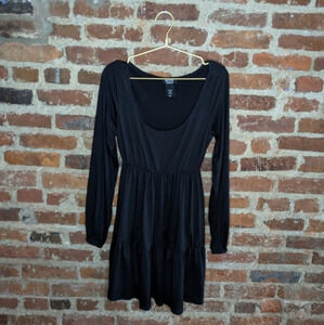 Cosmic Aura Medium Super Soft‎ Black Scoop Neck Dress w/ Pockets